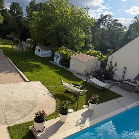 Apartment Privee Sur Loing Moret-sur-Loing