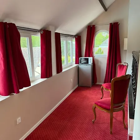 Apartment Privee Sur Loing