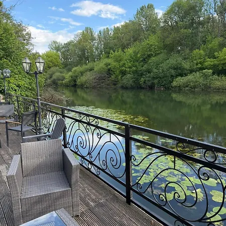 Lägenhet Privee Sur Loing Moret-sur-Loing